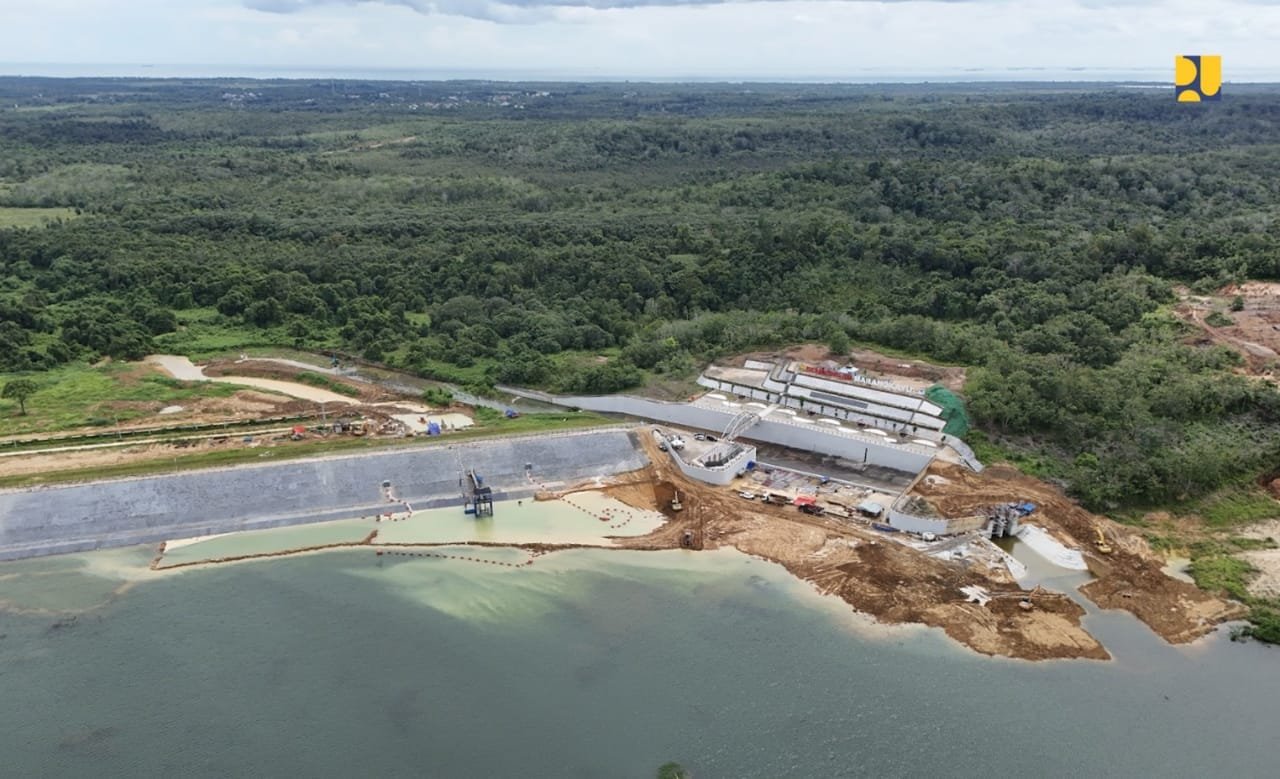 Bendungan Marangkayu Kutai Kertanegara ( pu)