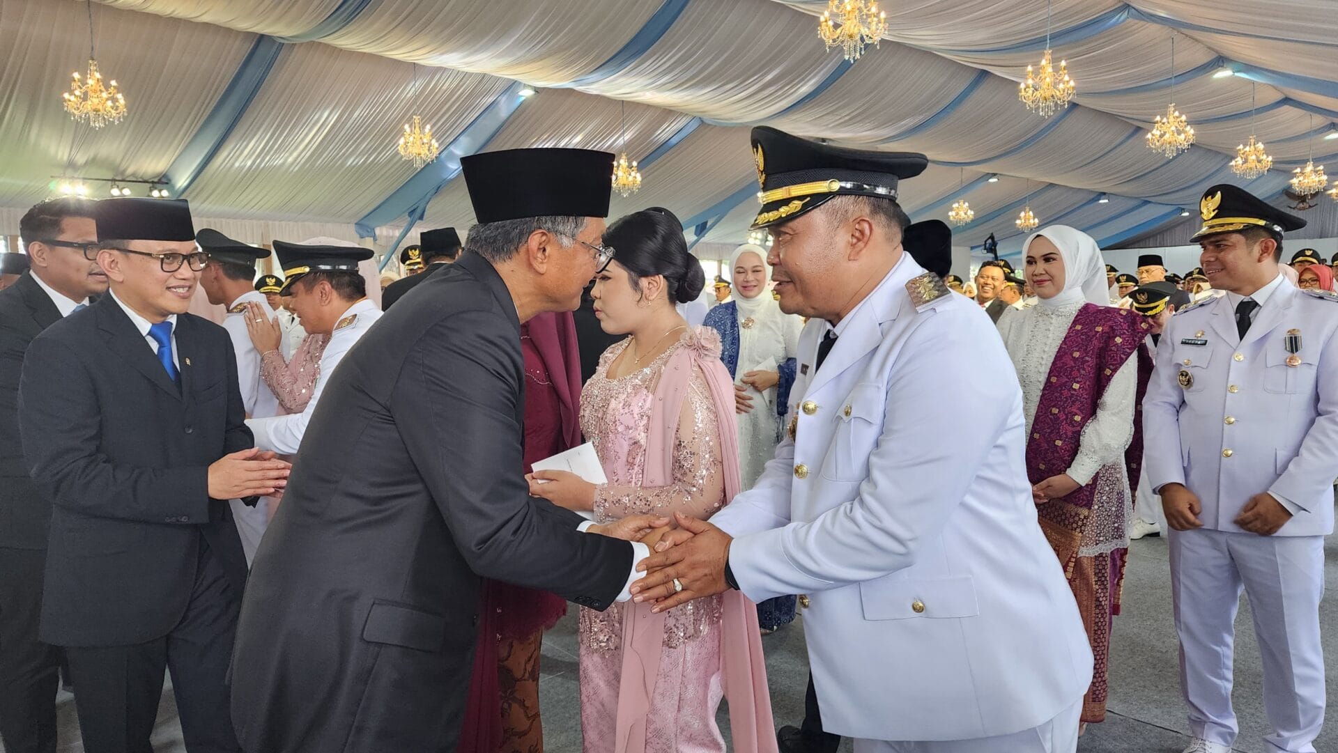 Pelantikan 961 Kepala Daerah oleh Presiden di Istana Negara, Jakarta Kamis 20 Februari 2025 ( foto: pu)