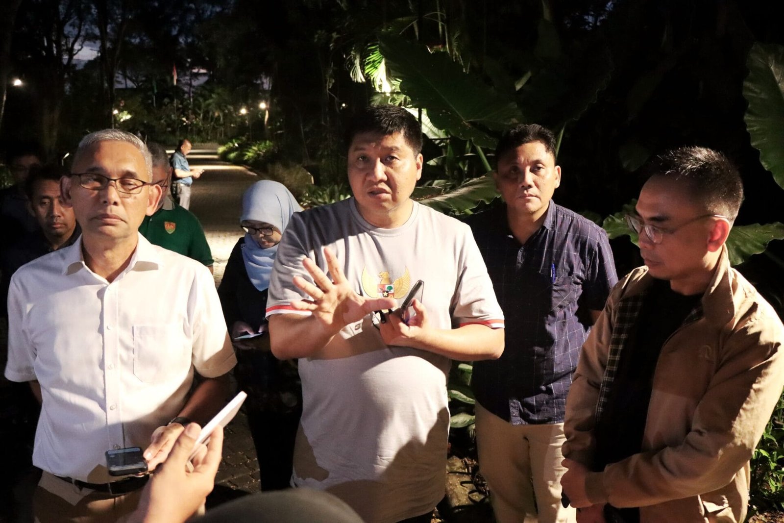 Menteri PKP saat meninjau lahan Eks BLBI Karawaci ( foto: pkp/ Ristyan )