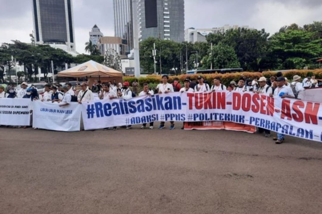 ADAKSI Gelar Aksi Tuntut Pembayaran Tukin