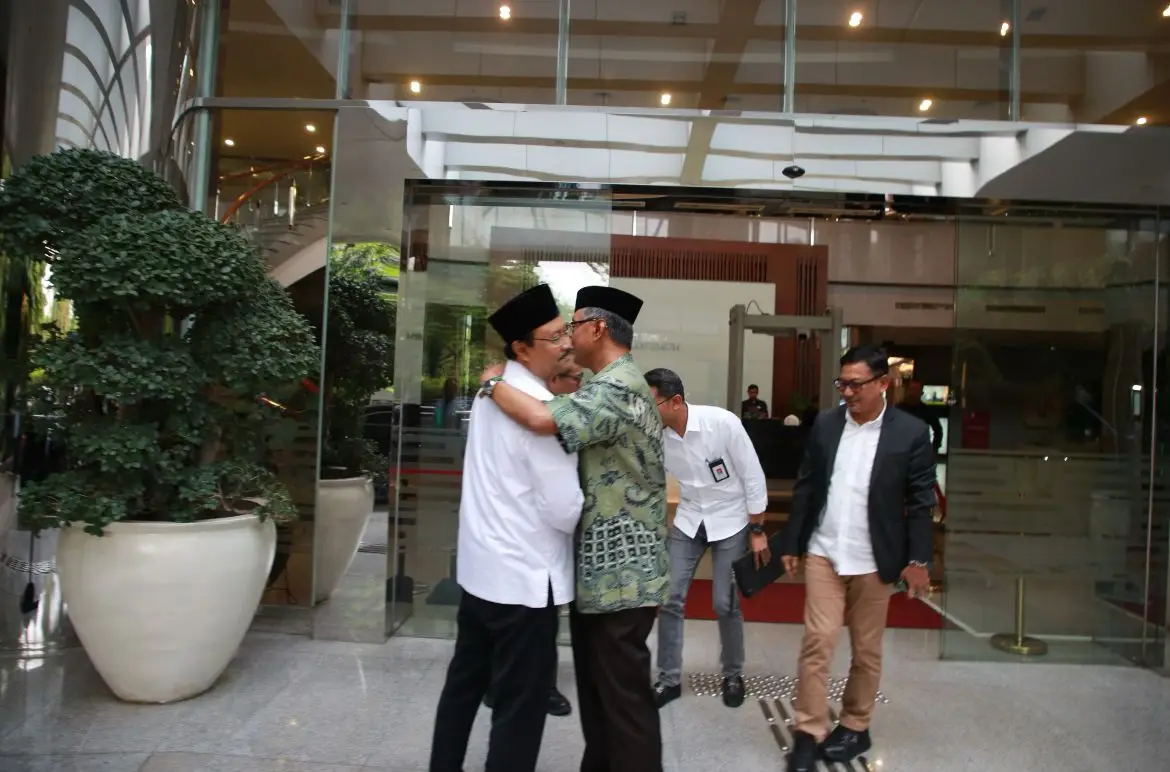 Menteri PU dan Mensos saat Jumpa bersama membahas pendidikan untuk rakyat miskin ekstrim ( foto: birkom pu )