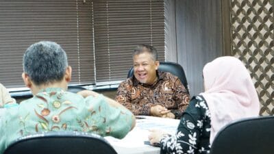 Wamen PKZ Fahri. Hamzah saat membahas ttg Bank Tanah ( foto: birkom pkp/ Ristyan)