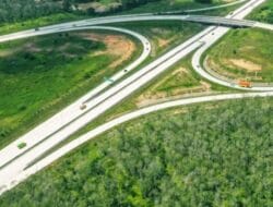 Kementerian PU Pastikan Kesiapan Infrastruktur Jalan dan Posko Mudik Tanggap Bencana untuk Arus Mudik Lebaran 2025