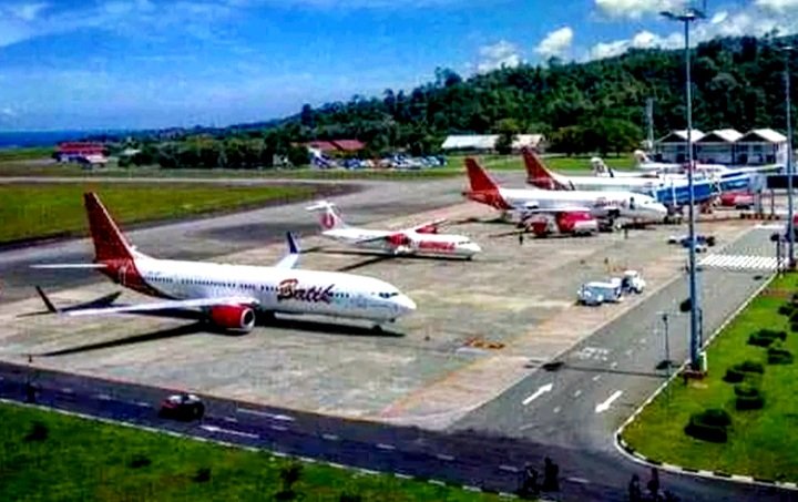 Tempat Parkir Pesawat di Bandara Pattimura Ambon (foto : Istimewa)