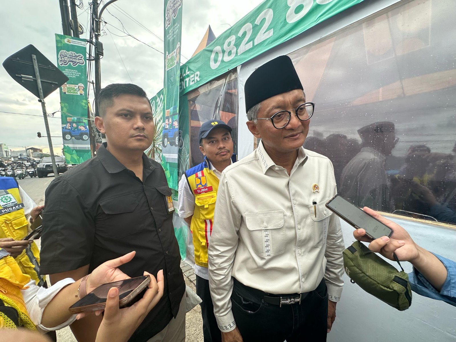 Menteri PU pastikan kesiapan fasilitas untuk layani pemudik ( foto: birkom pu)