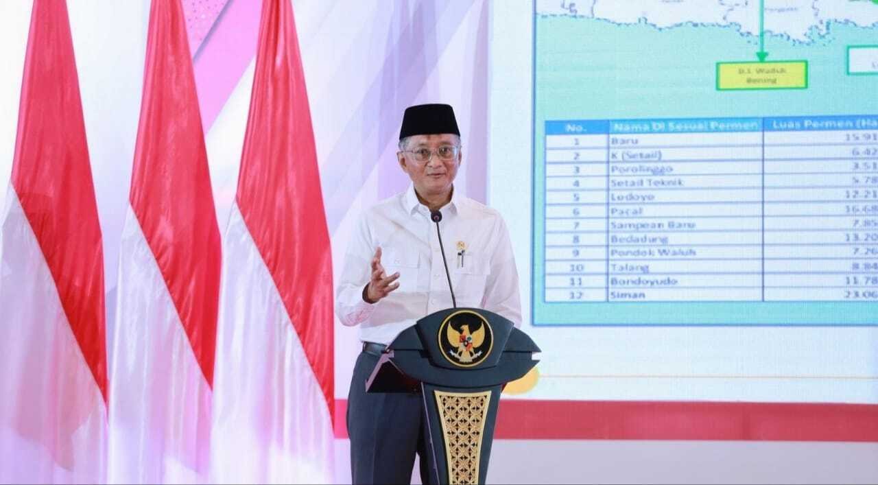 Menteri Dody saat menghadiri Musyawarah Perencanaan Pembangunan (Musrenbang) Rencana Pembangunan Jangka Menengah Daerah (RPJMD) Provinsi Jawa Timur ( foto : birkom pu)