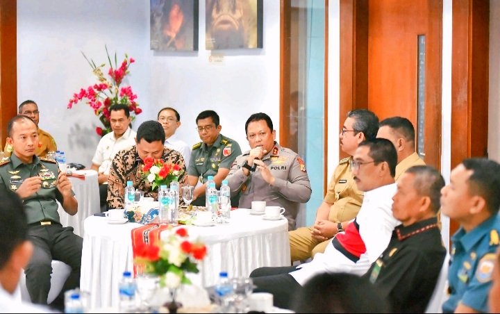 Forum Komunikasi Pimpinan Daerah (Forkopimda) Maluku berkunjung ke RSUD Maren Tual, Kabupaten Maluku Tenggara