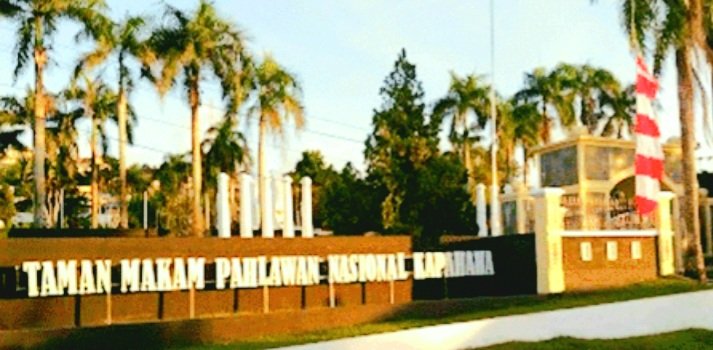 Taman Makam Pahlawan Kapahaha Ambon