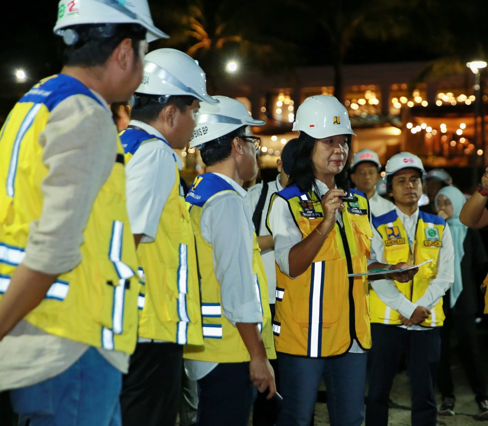 Wakil Menteri PU Diana Kusumastuty berpesan  untuk menjaga warisan Pariwisata Nasional. ( foto: birkom pu)