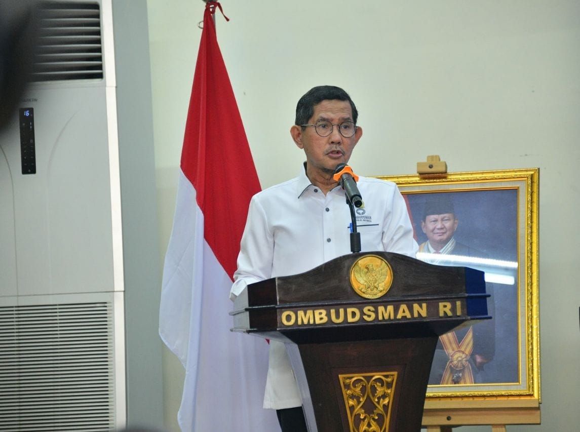Wakil Ketua Ombudsman RI Bobby Hamzar Rafinus ( foto: birkom pu)