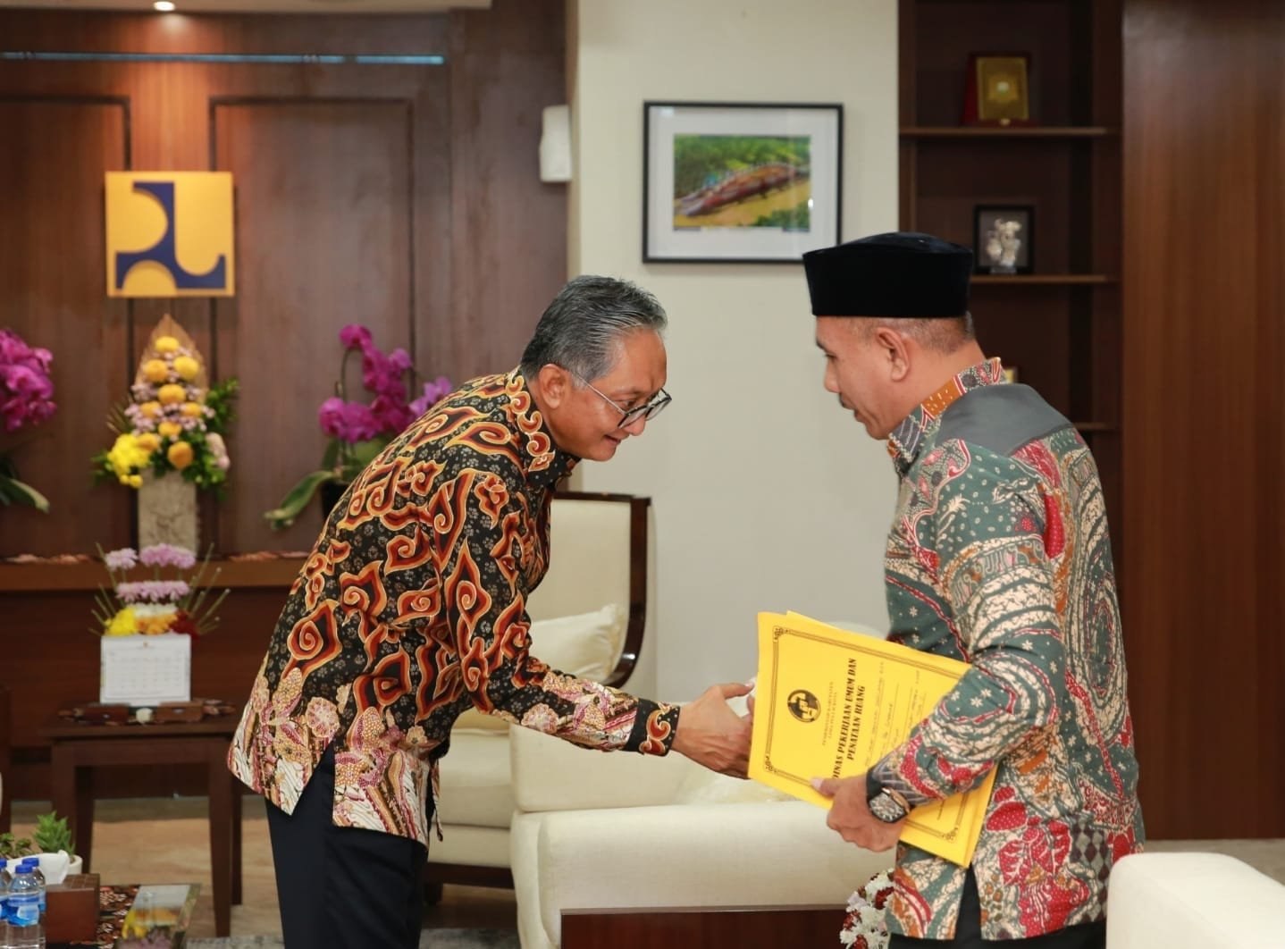 Menteri PU sangat berharap dengan dibangun nya Sekolah Rakyat dapat mengentaskan kemiskinan ( foto : birkom pu)