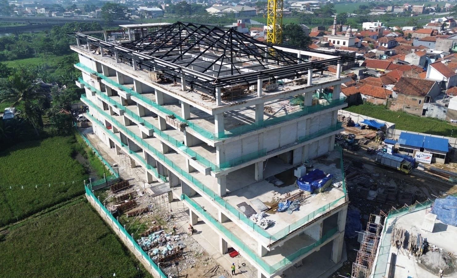 Kampus Unippi Bandung dalam taham.pembangunan ( foto : birkom pu)