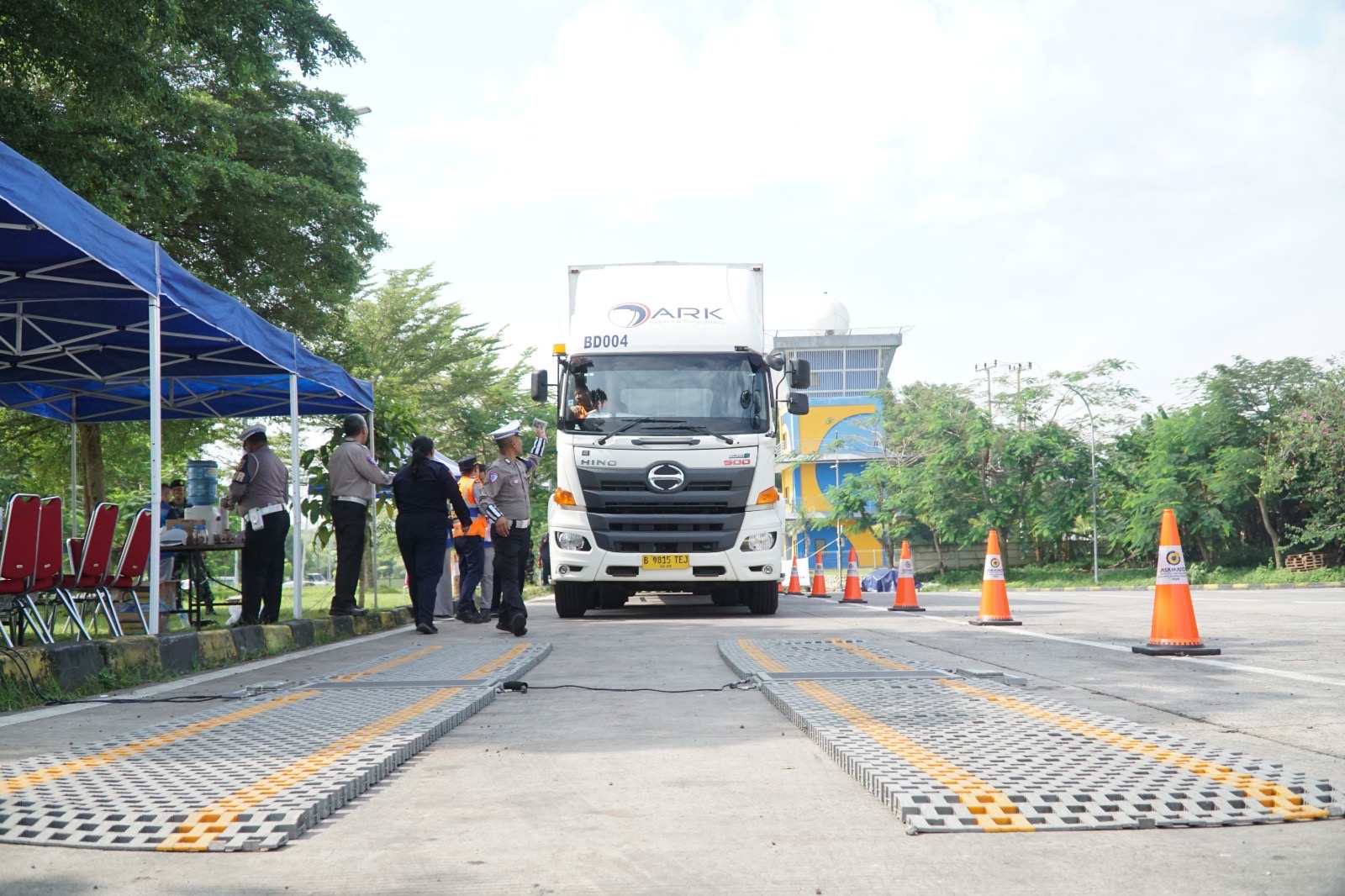 Dilakukan juga operasi pelanggaran ODOL ( foto: JM)