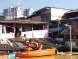 Banjir Mengepung Kota Jakarta Metropolitan