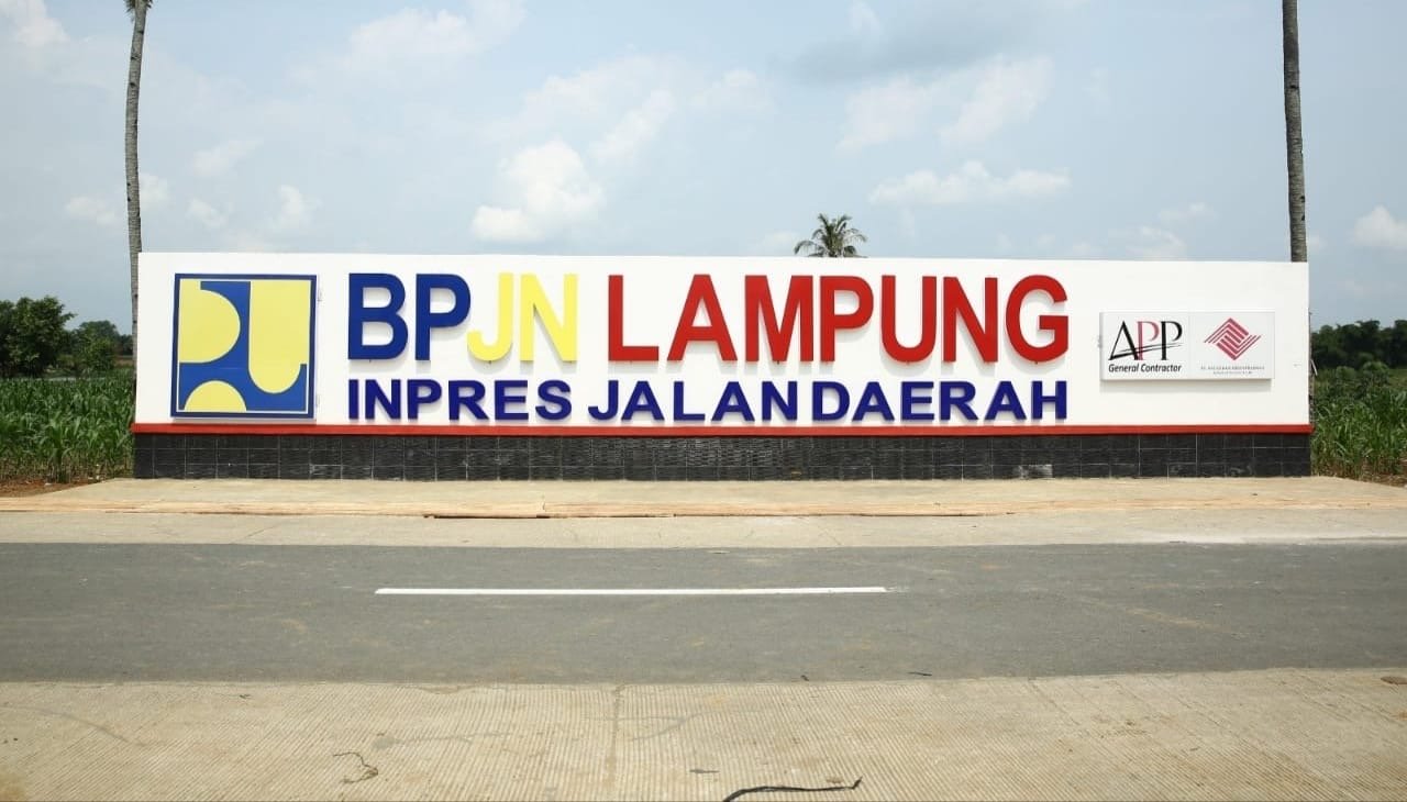 Jalan Inpres Daerah adalah langkah strategis pemerintah pusat tingkatkan konektifitas ( foto ,: birkom pu)