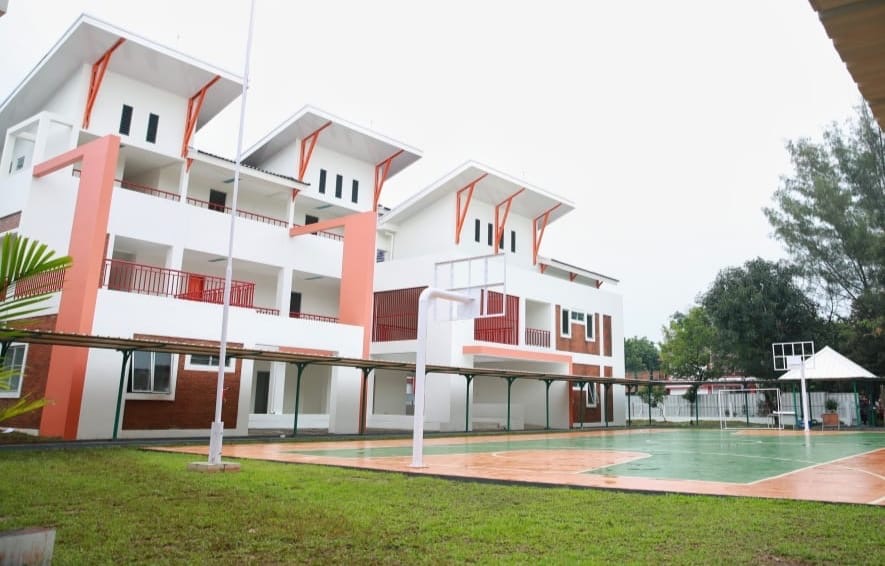 Salah satu Sekolah yg telah direnovasi Kementerian PU ( foto : birkom pu)