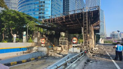 Jasamarga menyesalkan tindakan anarkhi pendemo, kenapa harus merusak infrastruktur yang tidak bersalah ( foto:   jasamarga)