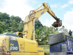 Kementerian PU bersama TNI Bangun Jembatan Bailey Darurat di Kabupaten Nagekeo NTT