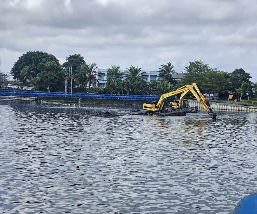 Normalisasi sungai sebagai salah satu upaya mitigasi untuk mencegah bencana banjir berulang di Provinsi Bali ( foto : birkom pu)