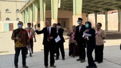 Menteri PU meninjau lokasi Sekolah di Riyadh Arab Saudi Untuk WNI ( birkom pu)