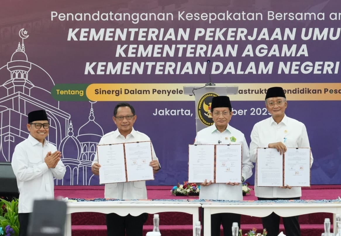 Hasil penandatanganan SKB 3 Kementerian terkait pembangunan ponpes( foto: birkom pu