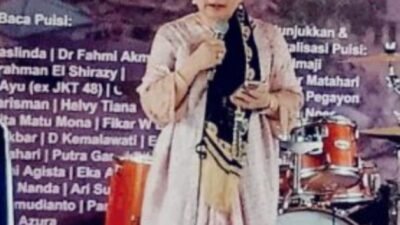 Malam Doa dan Kemanusiaan untuk Aceh : Baca Puisi, Halimah Munawir Getarkan TIM