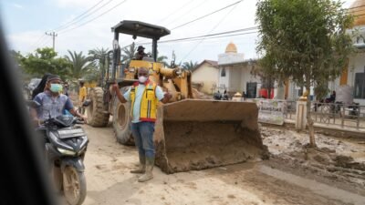 1.709 Alat Berat Dimobilisasi untuk Tangani Bencana di Sumatera