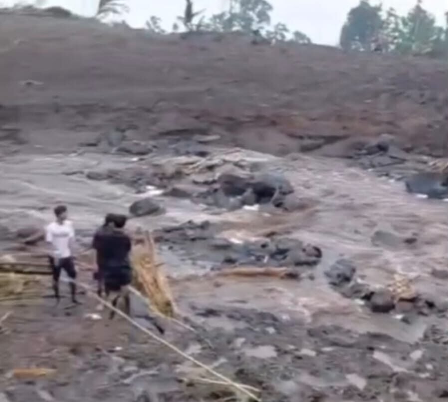Banjir Bandang Pemalang (Foto : Birkom PU)