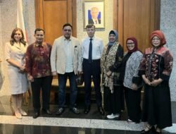 Denny JA Sastrawan Indonesia Terima Penghargaan Sastra Internasional BRIC di Kairo Mesir, Diundang Khusus Dubes Federasi Rusia di Jakarta
