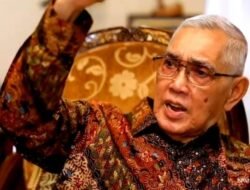 Wakil Presiden ke 6 RI Jendral Purn Try Sutrisno Meninggal Dunia