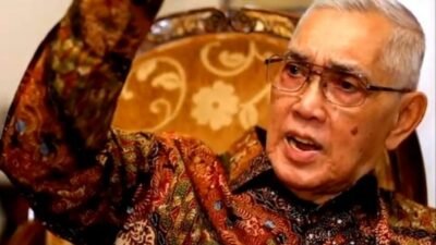 Wakil Presiden ke 6 RI Jendral Purn Try Sutrisno Meninggal Dunia