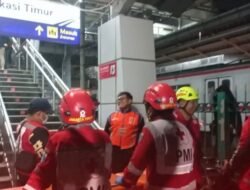Insiden Kereta di Bekasi Timur, 35 Petugas PMI Dikerahkan, Evakuasi Masih Berlangsung