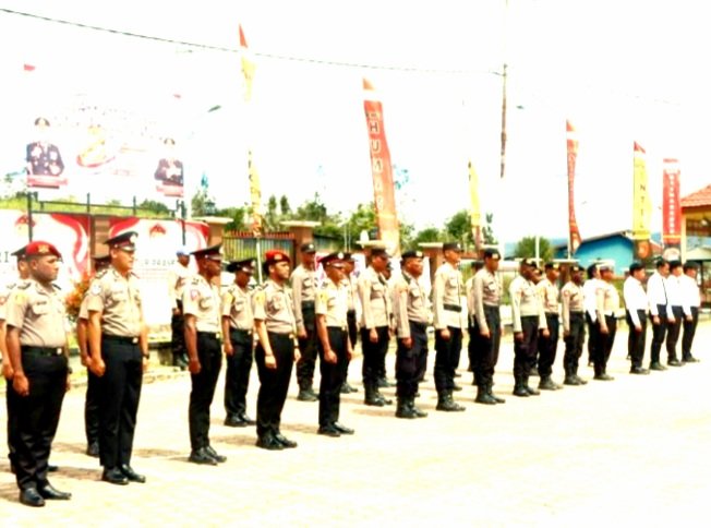 Personel Polisi Penerima Kenaikan Pangkat (Foto : Istimewa)