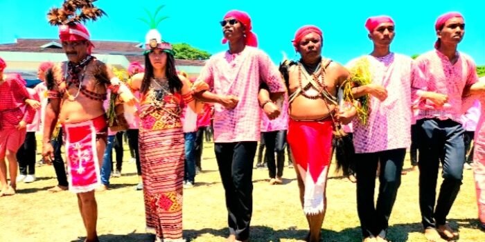 Tari Muka Muka (Foto : Istimewa)