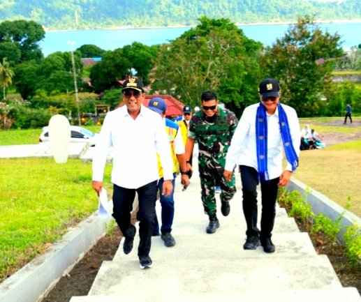 Menteri Pekerjaan Umum Dody Hanggodo Saat Mengunjungi Banda Naira Minggu 12 Juli 2026 (Foto : Birkom PU)