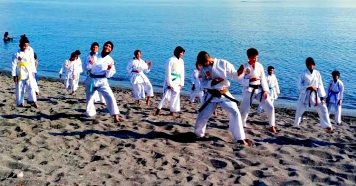 Screenshot_20260719-071649_Google Karateka Shindoka Maluku Utara Mengikuti Ujian Kenaikan Sabuk