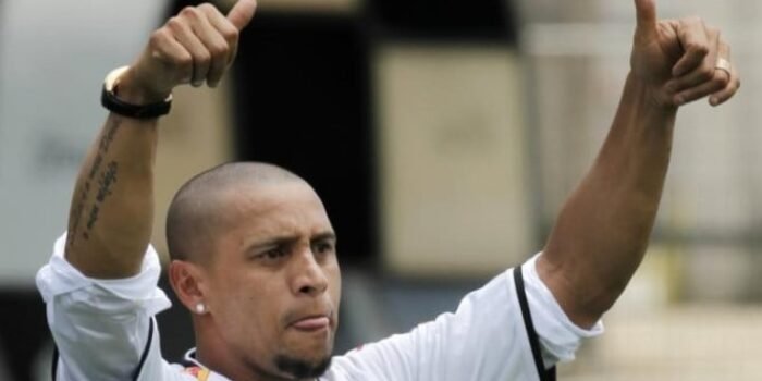 Roberto-Carlos-Dikabarkan-Masuk-Islam-Ini-5-Pemain-Brasil-yang-Telah-Jadi-Mualaf