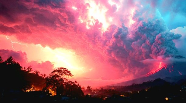 Erupsi Gunung Anak Krakatau