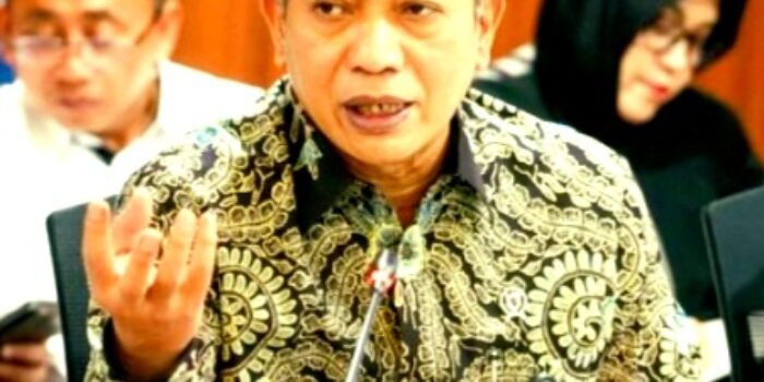 Menteri Koperasi Ferry Juliantono Menyebut Kopdes Merah Putih Mulai Soft Launching Oktober 2026 Setelah Perpres Tata Kelola Ditandatangani.