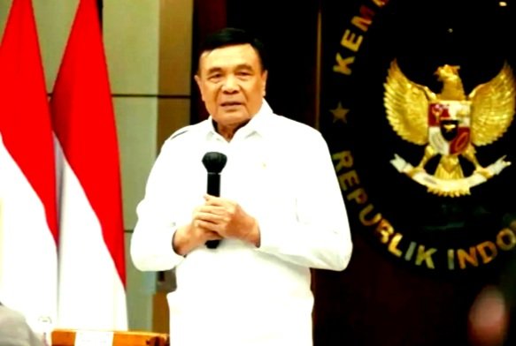 Menko Polkam Djamari Chaniago Tegaskan Pengawasan Pemusnahan Barang Bukti Narkoba Harus Ketat. BNN Musnahkan 2 Ton Sabu Cair dan 34 Kg Narkoba Hasil 21 Kasus. Indonesia Bukan Tempat Transit Narkoba.