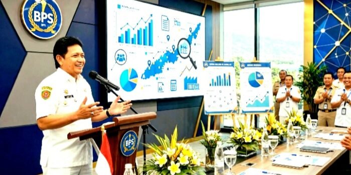 Pemprov Maluku Dukung Penuh Sensus Ekonomi 2026. Sekda Sadali Ie buka Gebyar Hari Statistik Nasional 2026 di BPS Maluku, Tegaskan Data Fondasi Pembangunan.