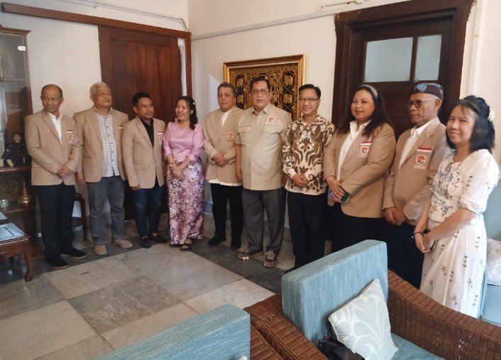 WhatsApp Image 2026-09-22 at 7.05.11 PM Foto bersama kedutaan besar Myanmar, Mang Hau Thang didampingi Counsellor Shwe Yi Phyo, First ( Humas KSMI)
