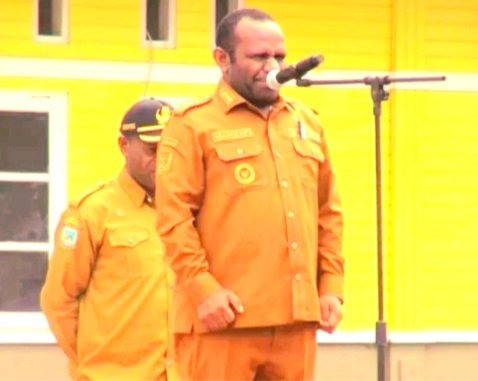 Bupati Deiyai Melkianus Mote Ultimatum RSUD Pratama Waghete, Pelayanan Kesehatan Tidak Boleh Berhenti, 24 Jam Wajib Siaga.