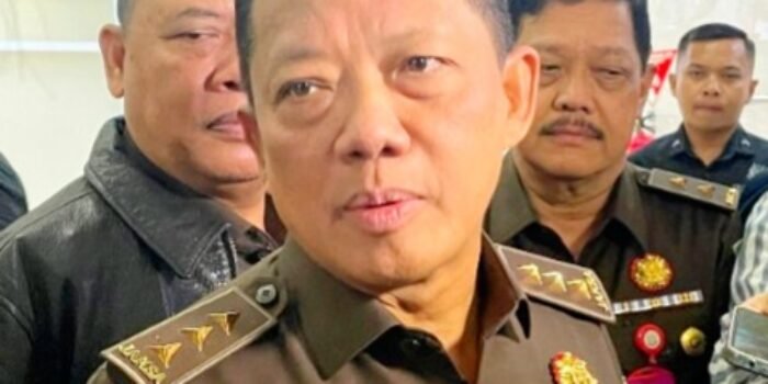 Sidang Dakwaan Eks Jampidsus Febrie Adriansyah Digelar Hari Ini Rabu 7 Oktober 2026 di PN Tipikor Jakpus. Didakwa TPPU Rp543 M dan Emas 74 Kg.