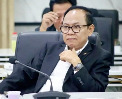 Screenshot_20261008-203310_Chrome Legislator Komisi I DPR, Taufiq R. Abdullah Desak TNI Usut Tuntas Dugaan Rumah Dinas TNI Jadi Markas Judi Online.