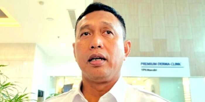 Dirut Bulog Ahmad Rizal Ramdhani Pastikan Cadangan Beras Nasional Aman 4,5 Juta Ton Meski Ancaman El Nino Godzilla 2026. Stok Cukup 11 Bulan, Harga Stabil.