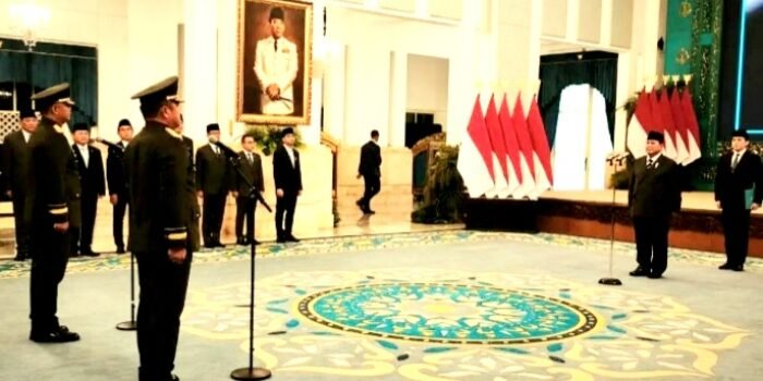 Presiden Prabowo Subianto Lantik Jenderal Maruli Simanjuntak Jadi Wakil Panglima TNI Merangkap Kepala BNPPDT dan Tandyo Budi Revita Jadi KSAD di Istana Negara 15 Oktober 2026, Tukar Jabatan Strategis TNI.