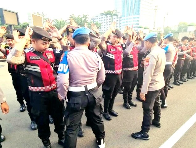 Screenshot_20261020-120603_Chrome Polda Metro Jaya imbau Warga Hindari Monas, Sudirman-Thamrin, dan Gedung DPR/MPR RI Saat Demo 20 Oktober 2026 Mulai 10.00 WIB.
