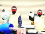 KPK Sita Uang dan Dokumen Usai Geledah Kantor BPK Jateng dan Dua Rumah. 3 Tersangka: Bupati Klaten Hamenang Wajar Ismoyo, Kepala BPK Jateng Ahmad Luthfi, dan swasta Amin Wahyu Utomo. Uang Rp1,2 Miliar Dalam Tong Biru, Suap Rp600 Juta Ditawar Rp400 Juta.