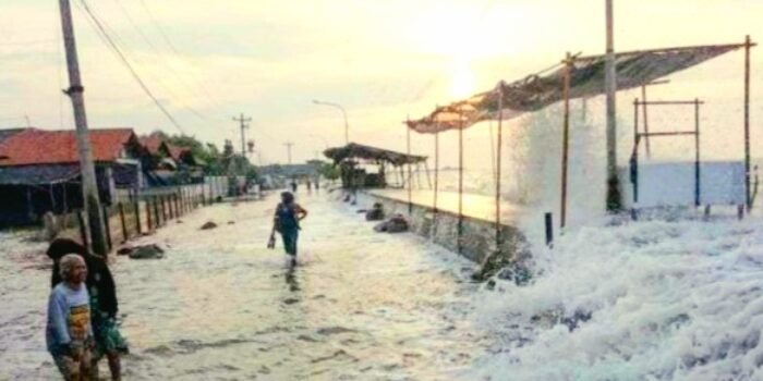 BMKG Ingatkan Potensi Banjir Rob di Lima Wilayah Pesisir Maluku 26-31 Oktober 2026. Pemicu Bulan Purnama 26 Oktober dan Perigee 29 Oktober. Ambon, Malteng, SBT, Kei, Aru waspada, Kepulauan Tanimbar dan Pulau Banda.